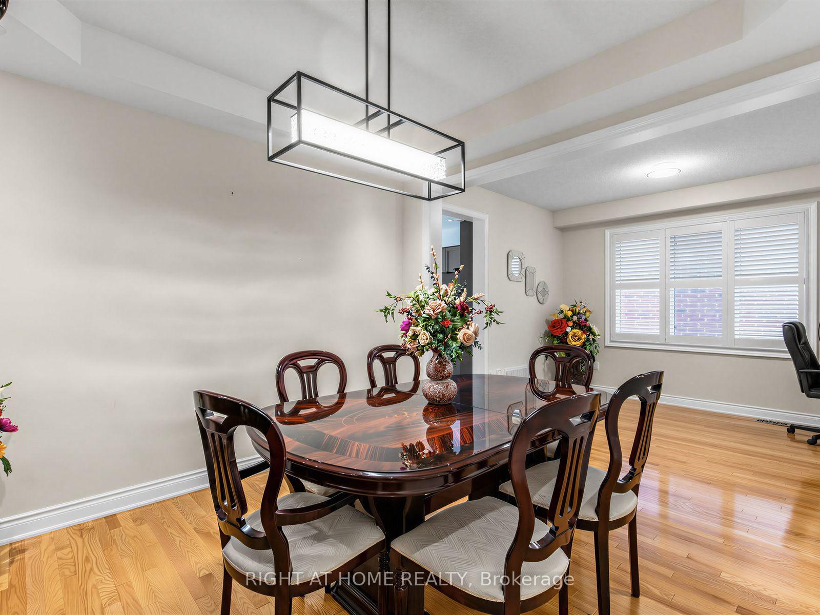 Photo 9 of 99 Richler Avenue, Vaughan, Kleinburg — HOMEH
