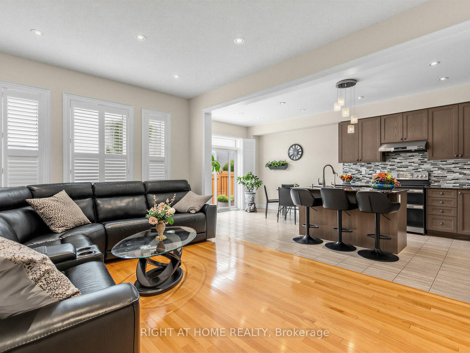 Photo 19 of 99 Richler Avenue, Vaughan, Kleinburg — HOMEH