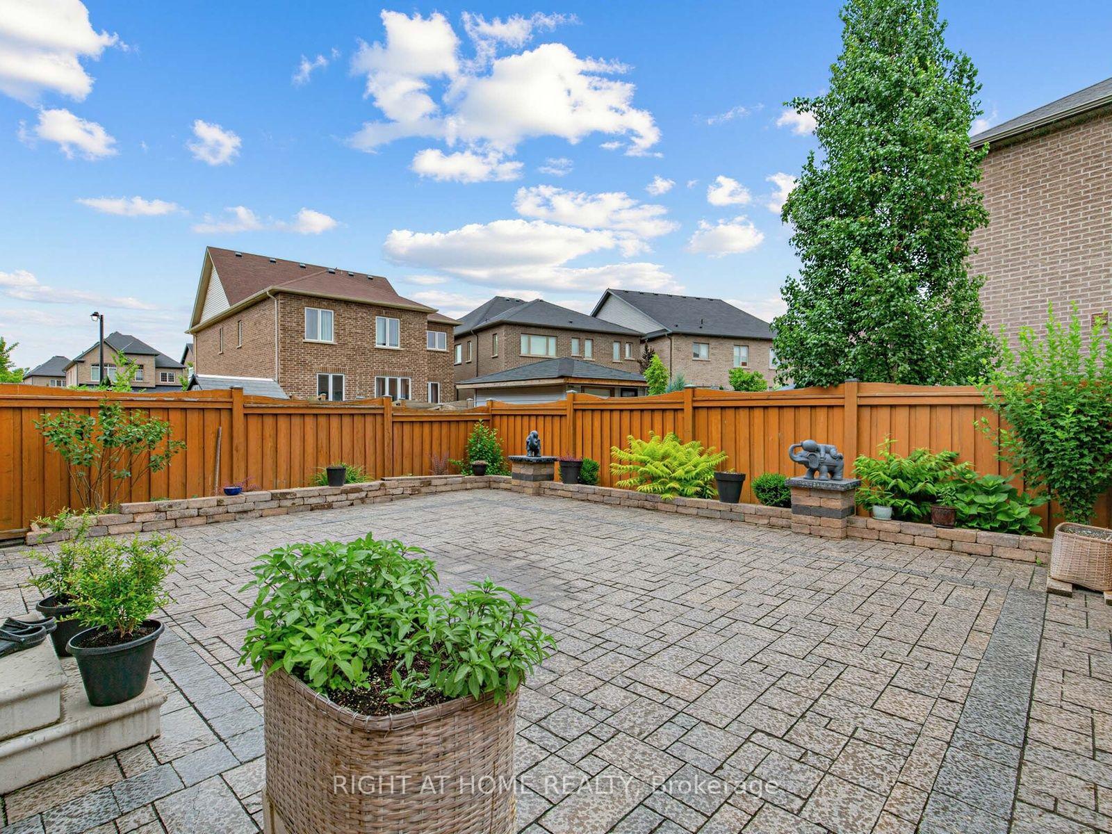 Photo 37 of 99 Richler Avenue, Vaughan, Kleinburg — HOMEH