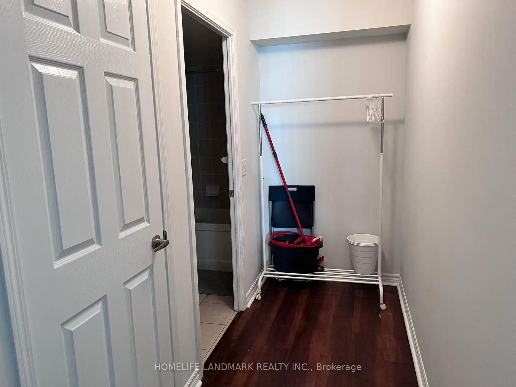 Photo 5 of Unit 2107, 19 Grand Trunk Crescent, Toronto, Waterfront Communities — HOMEH