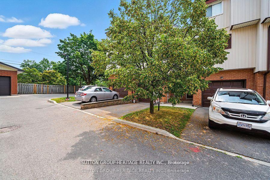Photo 3 of Unit 29, 601 Galahad Drive, Oshawa, Eastdale — HOMEH