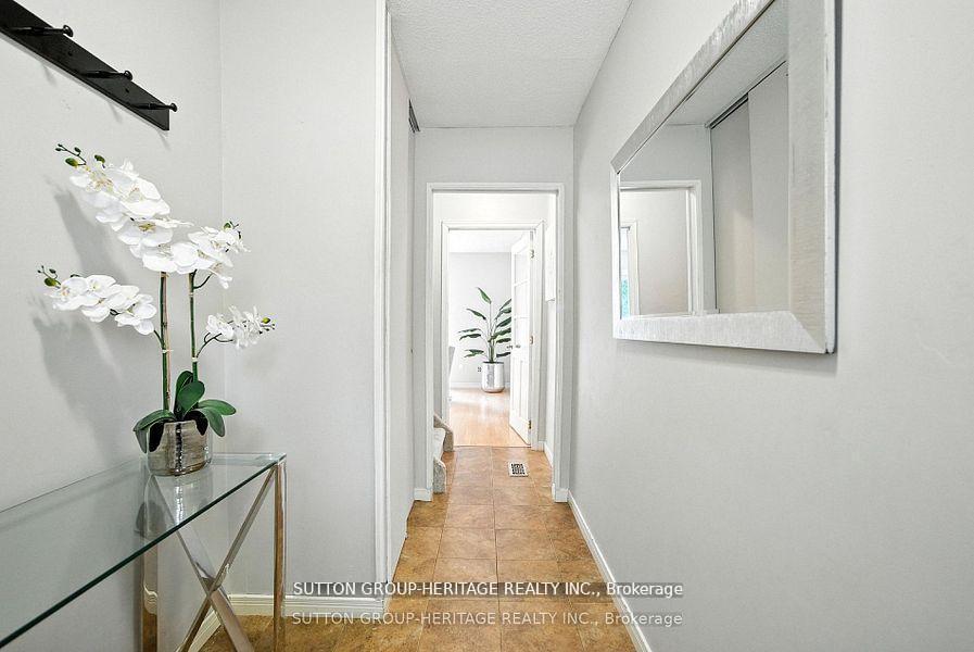 Photo 5 of Unit 29, 601 Galahad Drive, Oshawa, Eastdale — HOMEH