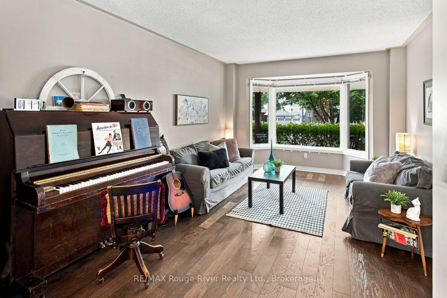 Photo 7 of 52 Mortimer Crescent, Ajax, Central West — HOMEH