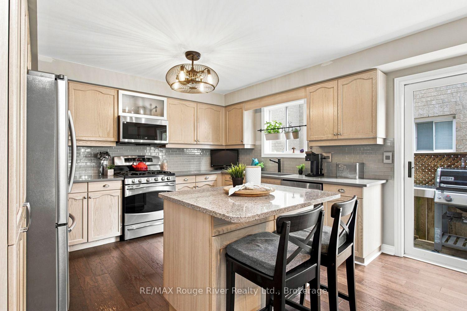 Photo 13 of 52 Mortimer Crescent, Ajax, Central West — HOMEH