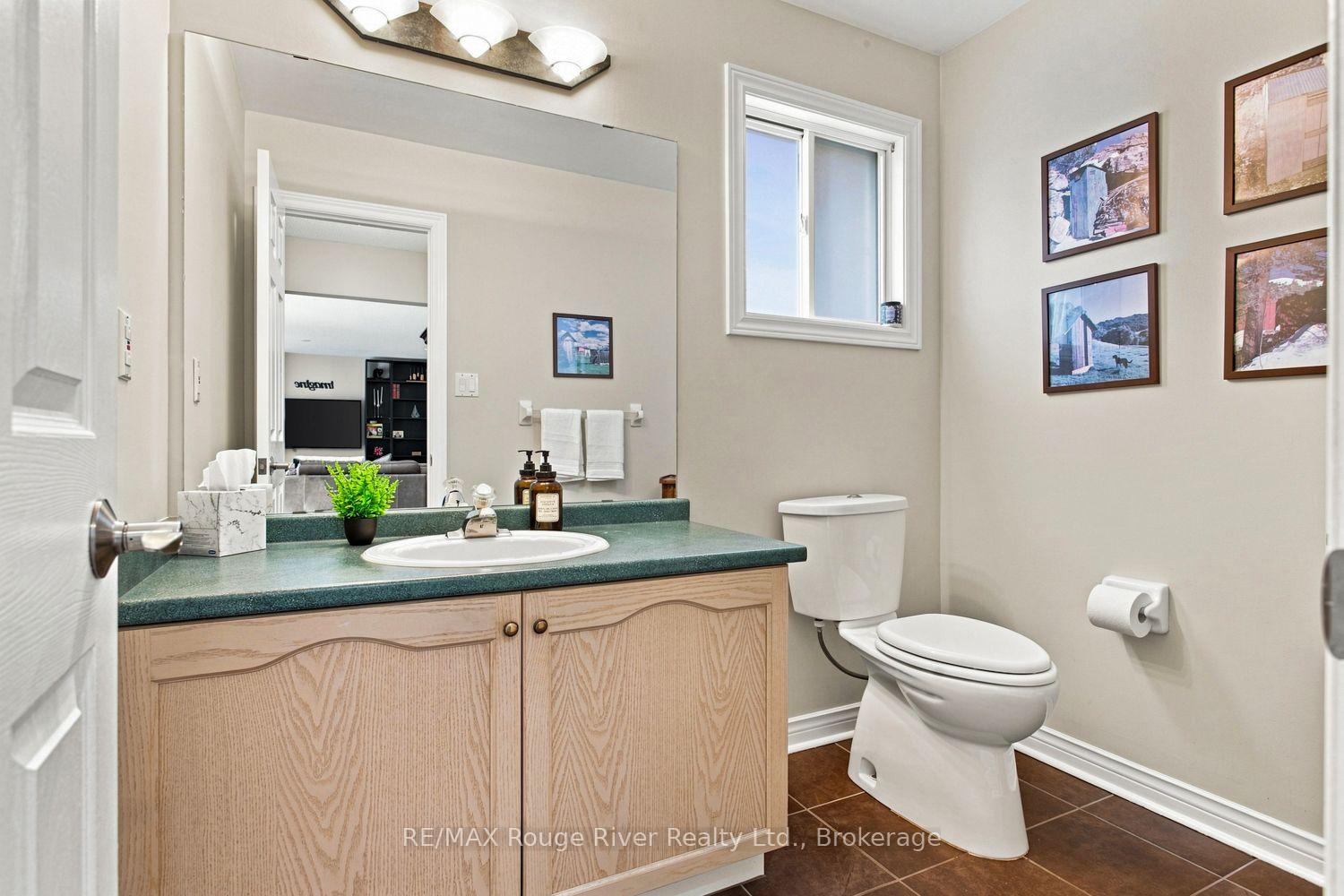 Photo 39 of 52 Mortimer Crescent, Ajax, Central West — HOMEH