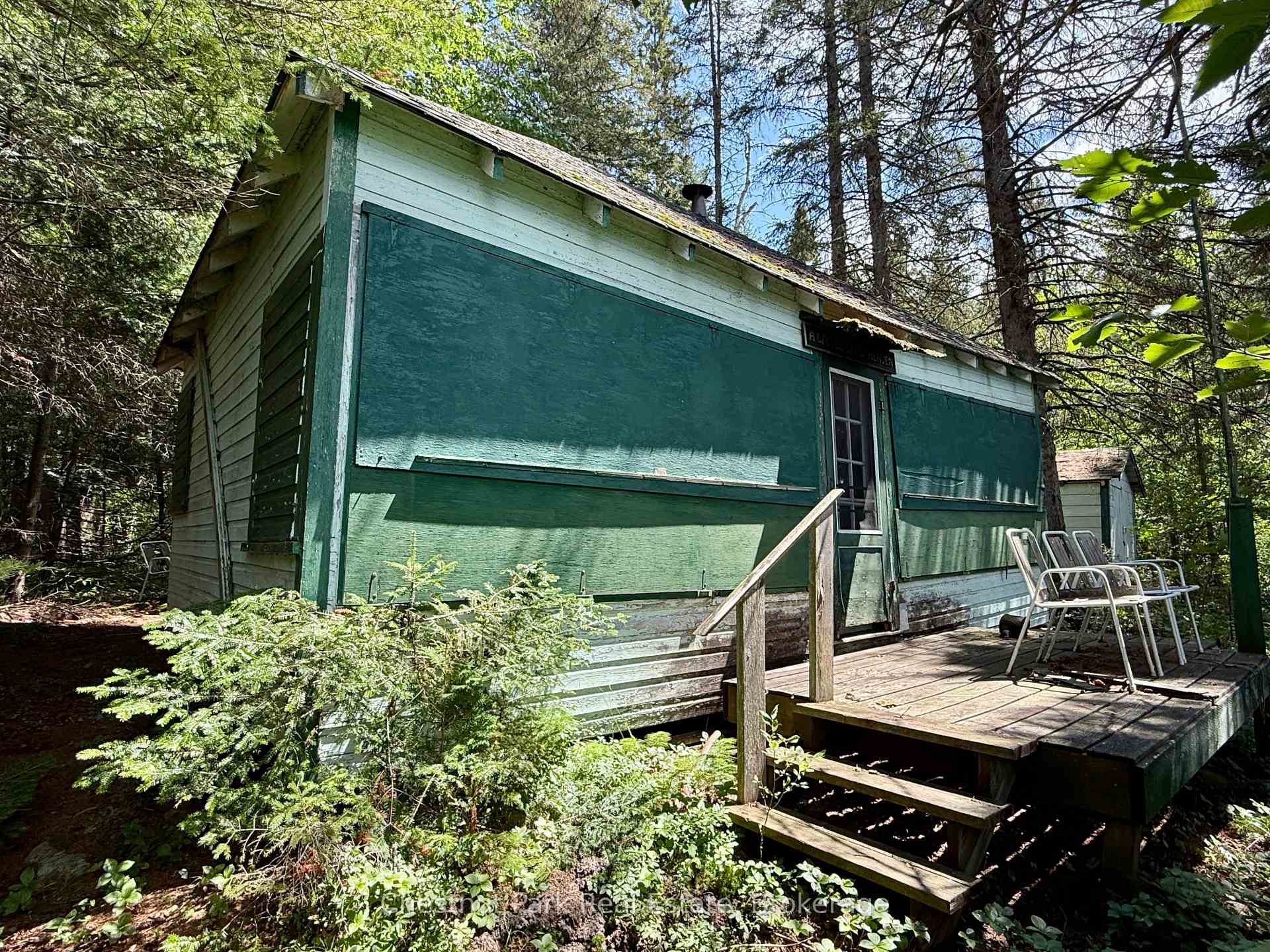 Photo 2 of 17 Whitefish Lake APL1582, Algonquin Highlands, Lawrence — HOMEH