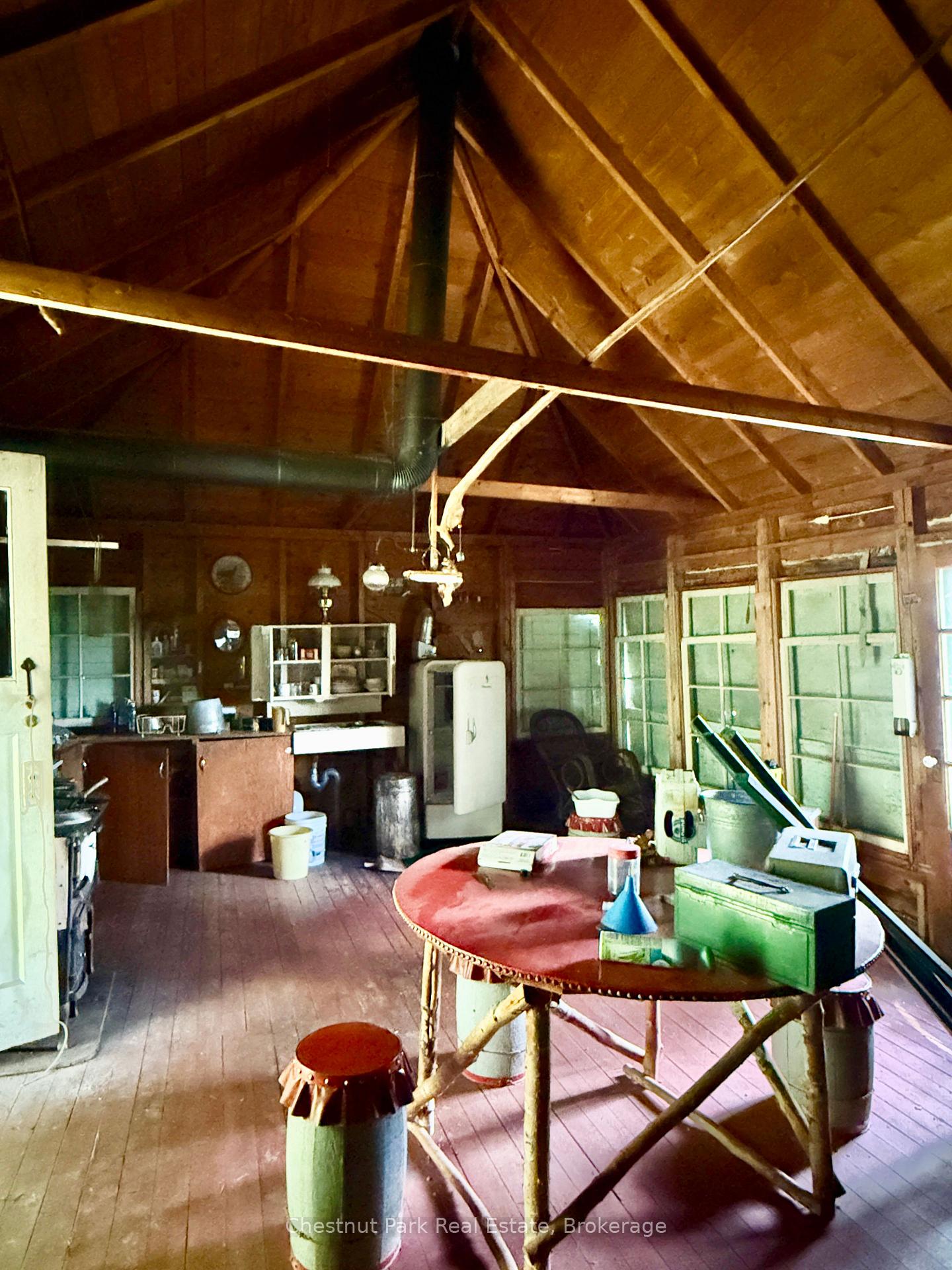 Photo 21 of 17 Whitefish Lake APL1582, Algonquin Highlands, Lawrence — HOMEH