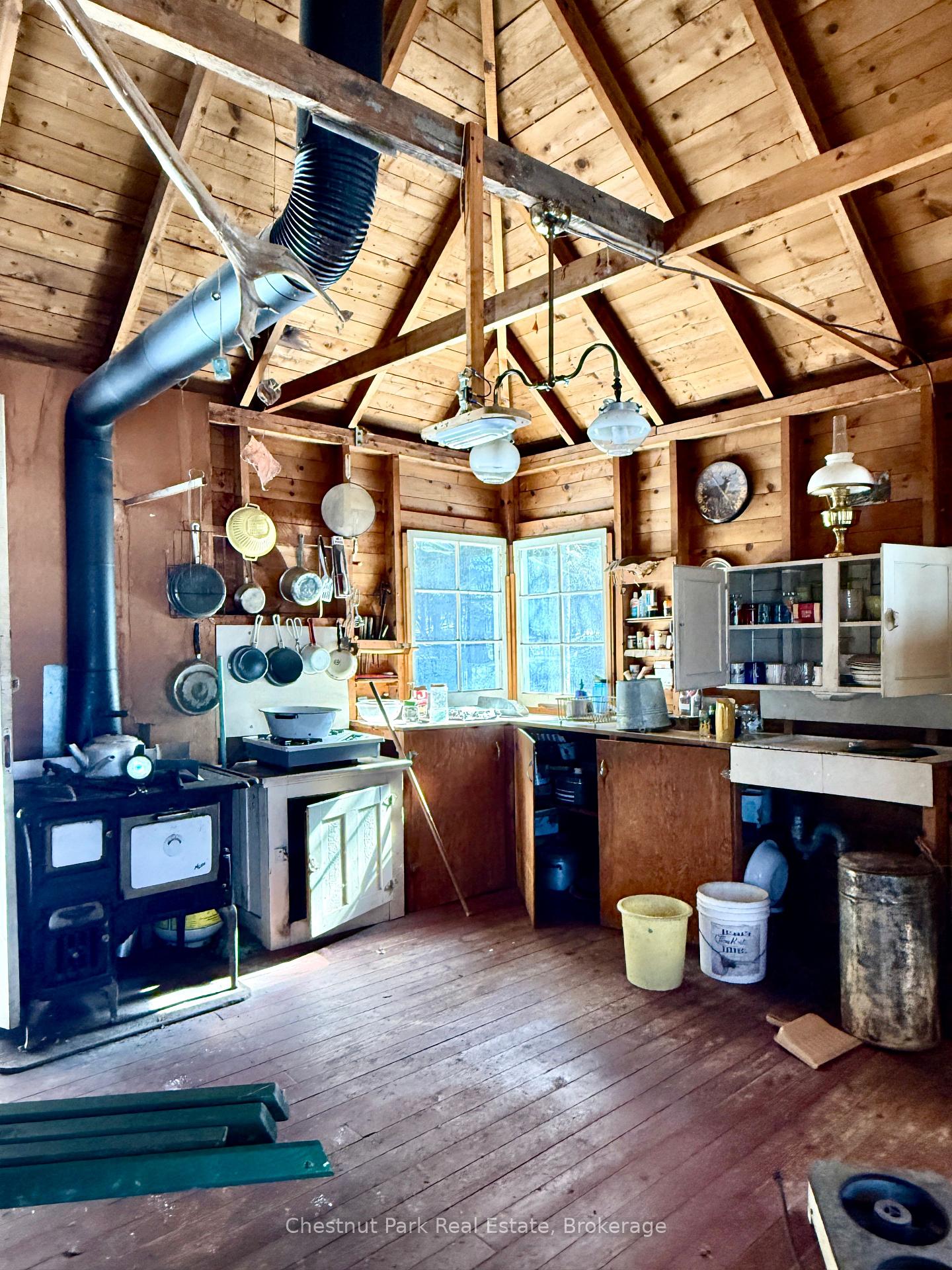Photo 45 of 17 Whitefish Lake APL1582, Algonquin Highlands, Lawrence — HOMEH