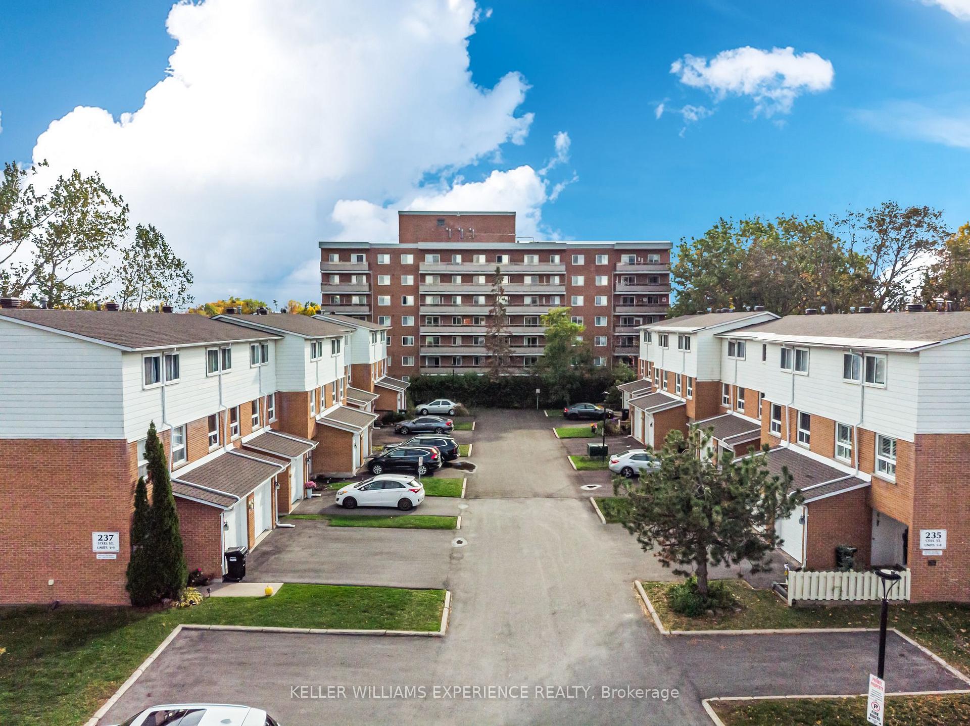 Photo 5 of Unit 8, 237 Steel Street, Barrie, Codrington — HOMEH
