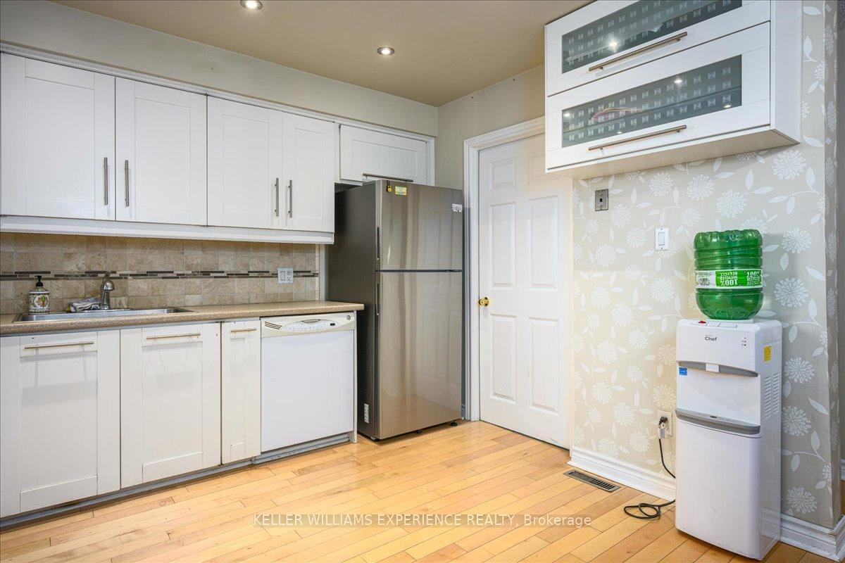 Photo 12 of Unit 8, 237 Steel Street, Barrie, Codrington — HOMEH