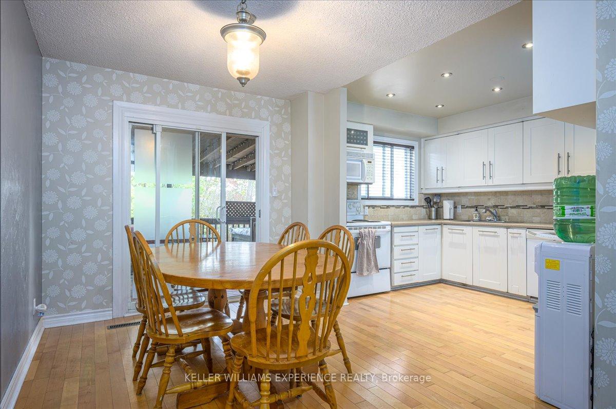 Photo 14 of Unit 8, 237 Steel Street, Barrie, Codrington — HOMEH