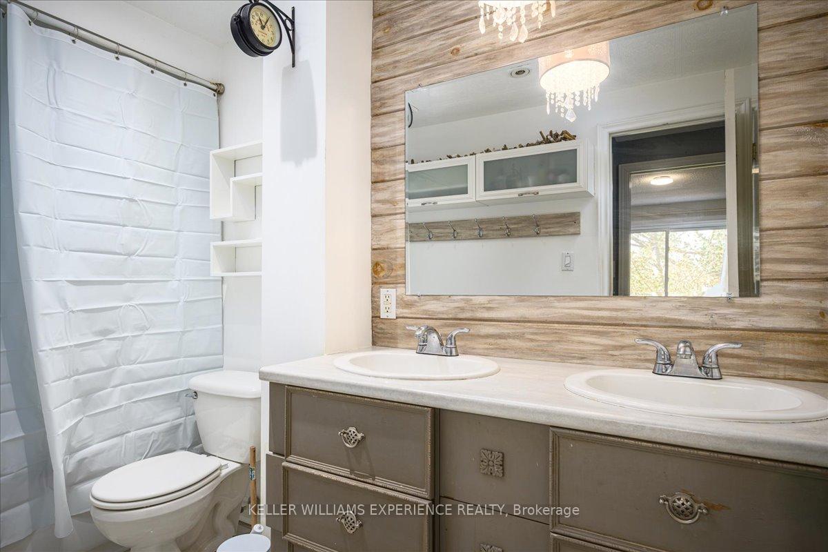 Photo 21 of Unit 8, 237 Steel Street, Barrie, Codrington — HOMEH