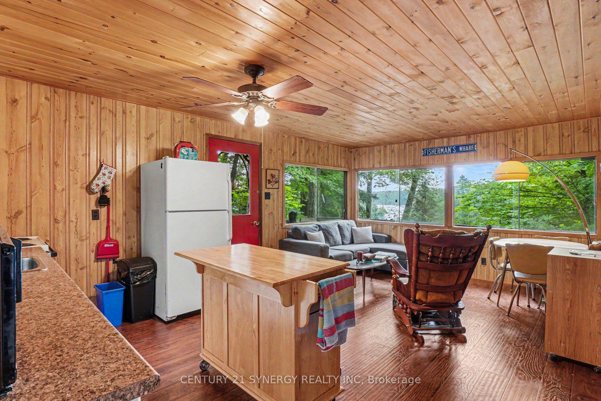 Photo 5 of 1362 Mosque Lake Lane, Frontenac, Frontenac North — HOMEH