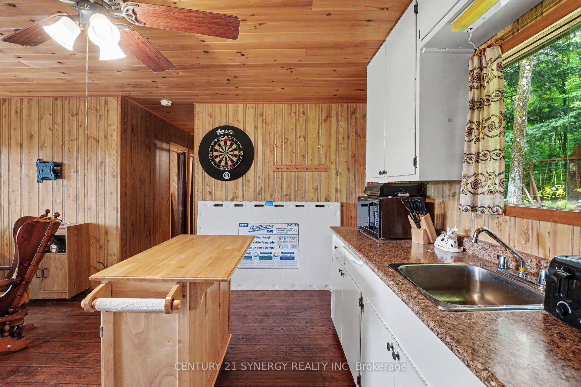 Photo 6 of 1362 Mosque Lake Lane, Frontenac, Frontenac North — HOMEH