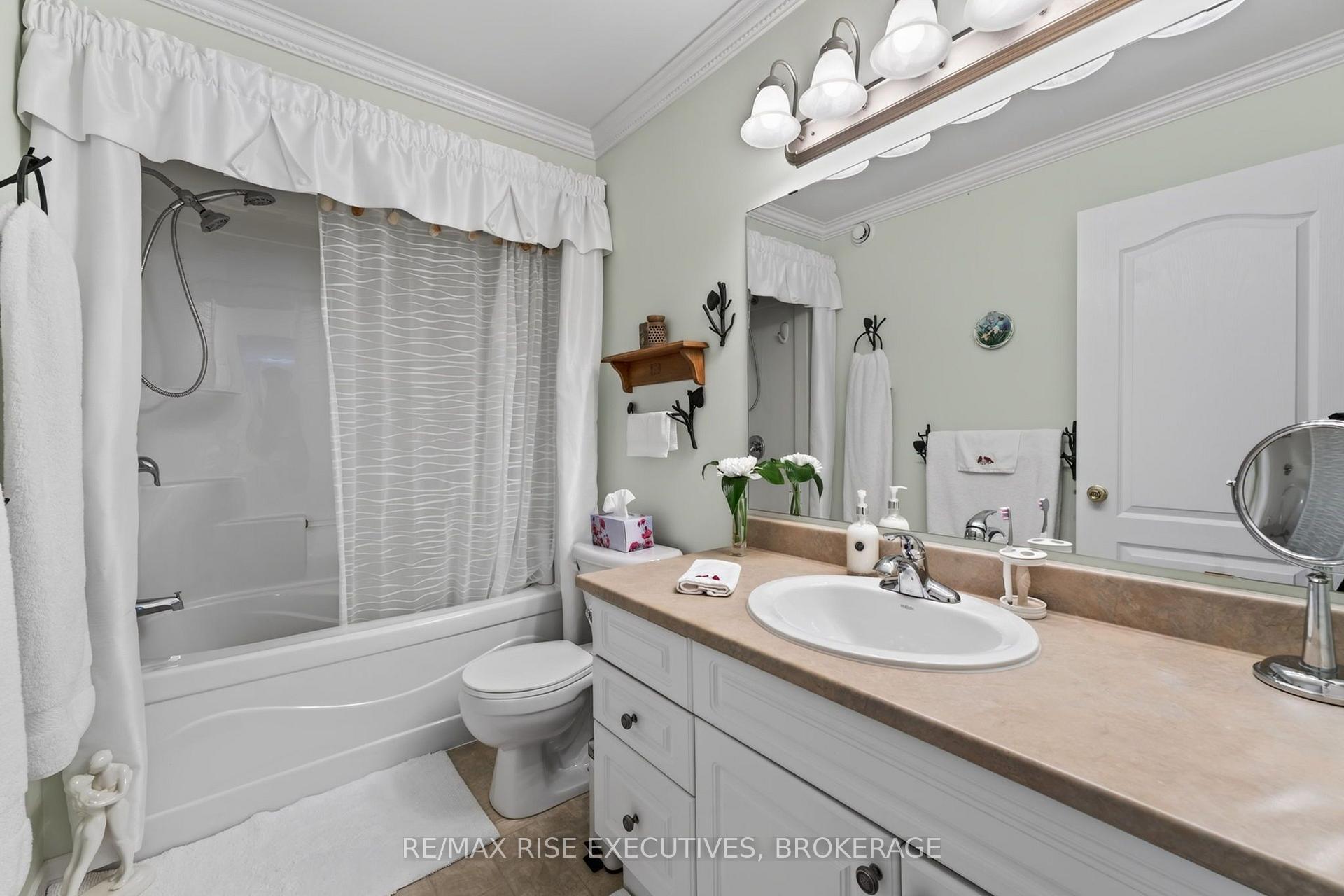 Photo 23 of 113 Ellesmeer Avenue, Kingston, City Northwest — HOMEH
