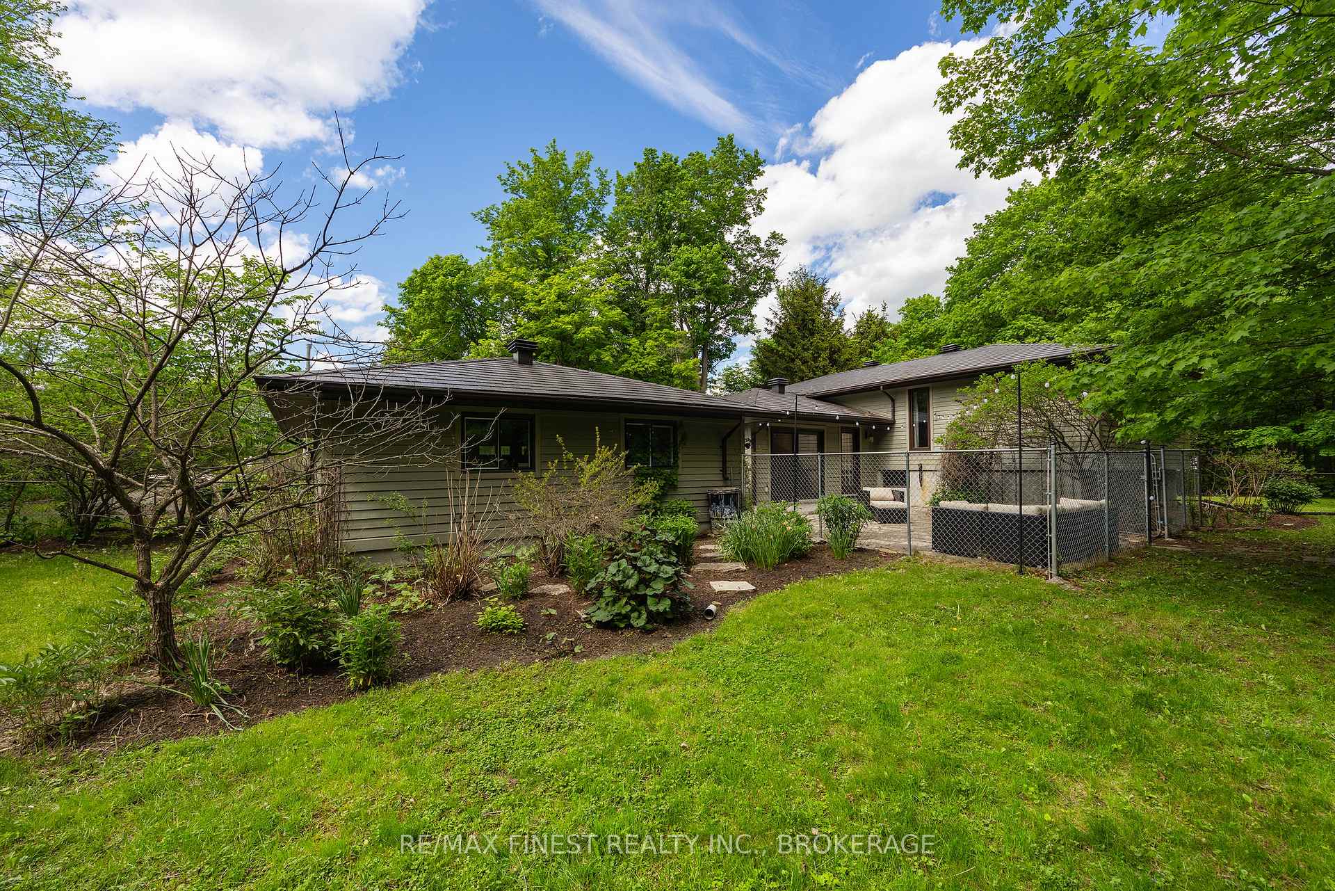 Photo 33 of 1465 Middle Road, Kingston, Kingston East (Incl CFB Kingston) — HOMEH