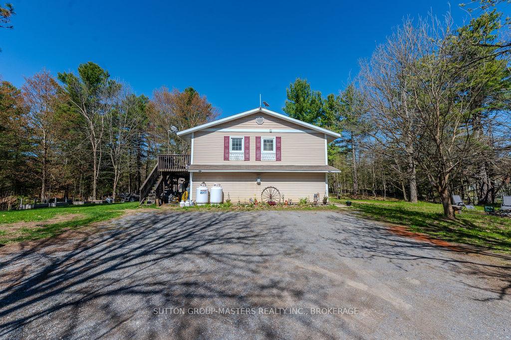 Photo 3 of 1839 Oak Flats Road, Frontenac, Frontenac Centre — HOMEH