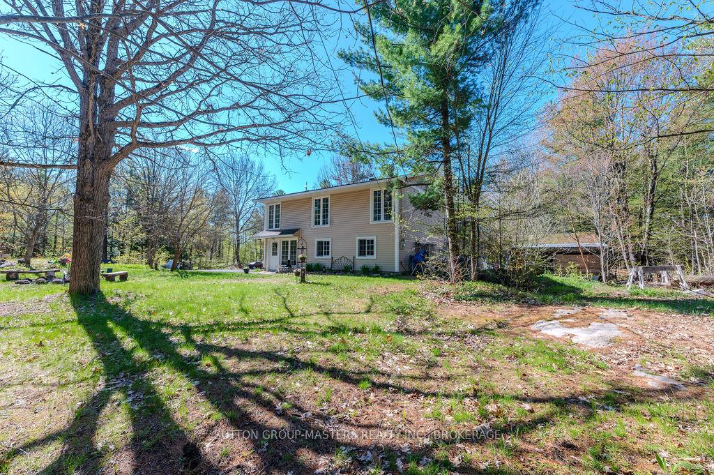 Photo 5 of 1839 Oak Flats Road, Frontenac, Frontenac Centre — HOMEH