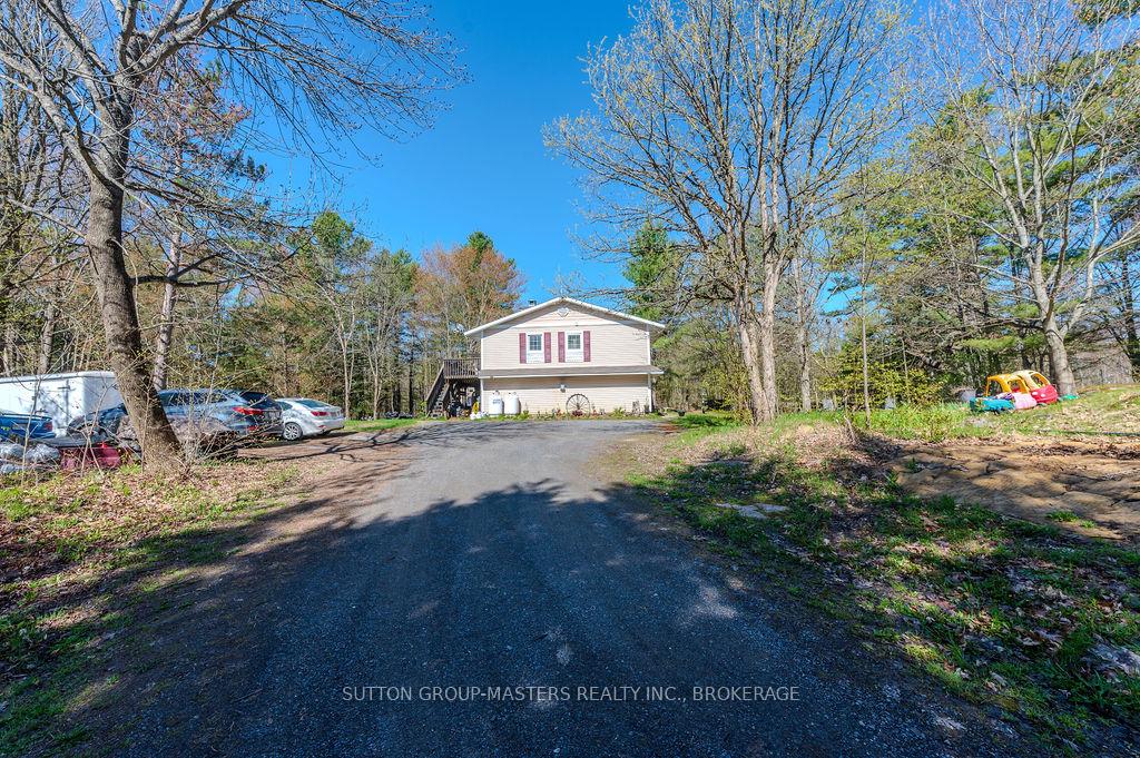 Photo 6 of 1839 Oak Flats Road, Frontenac, Frontenac Centre — HOMEH