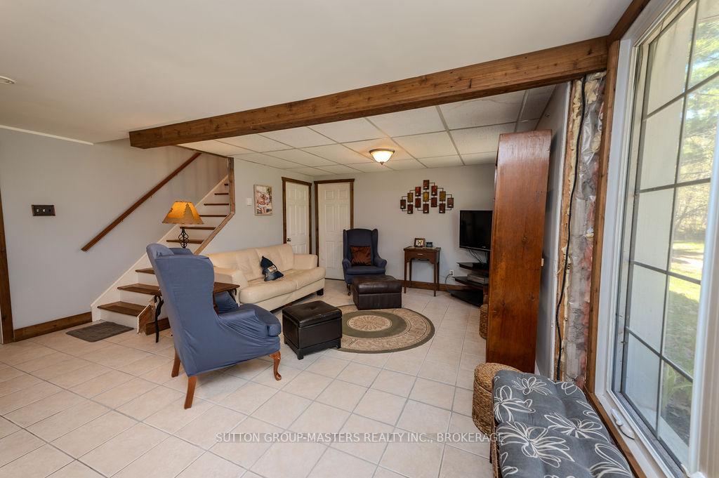 Photo 11 of 1839 Oak Flats Road, Frontenac, Frontenac Centre — HOMEH