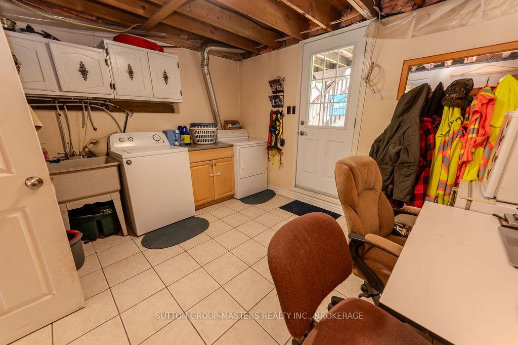 Photo 17 of 1839 Oak Flats Road, Frontenac, Frontenac Centre — HOMEH
