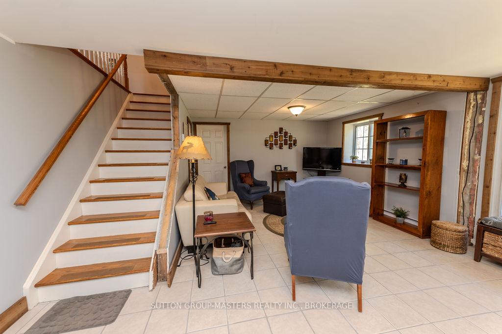 Photo 20 of 1839 Oak Flats Road, Frontenac, Frontenac Centre — HOMEH