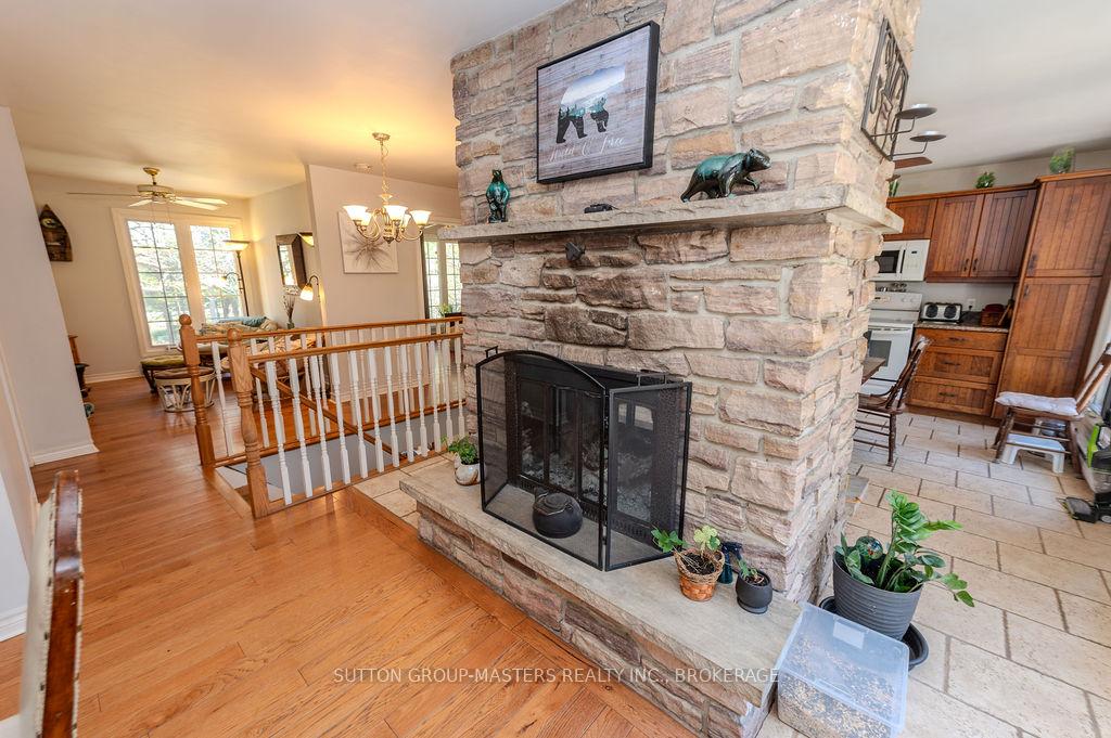 Photo 21 of 1839 Oak Flats Road, Frontenac, Frontenac Centre — HOMEH