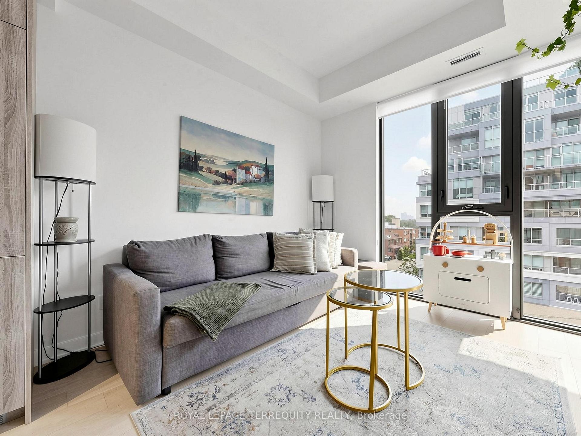 Photo 4 of Unit 612, 840 St Clair Avenue W, Toronto, Oakwood Village — HOMEH