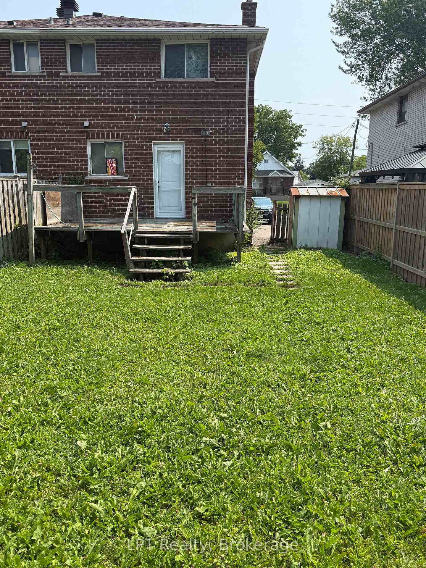 Photo 6 of 1118 Cedar Street S, Oshawa, Lakeview — HOMEH