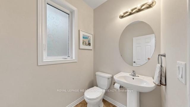 Photo 12 of 126 Bridlewood Boulevard, Whitby, Rolling Acres — HOMEH