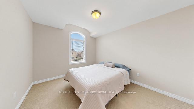 Photo 22 of 126 Bridlewood Boulevard, Whitby, Rolling Acres — HOMEH