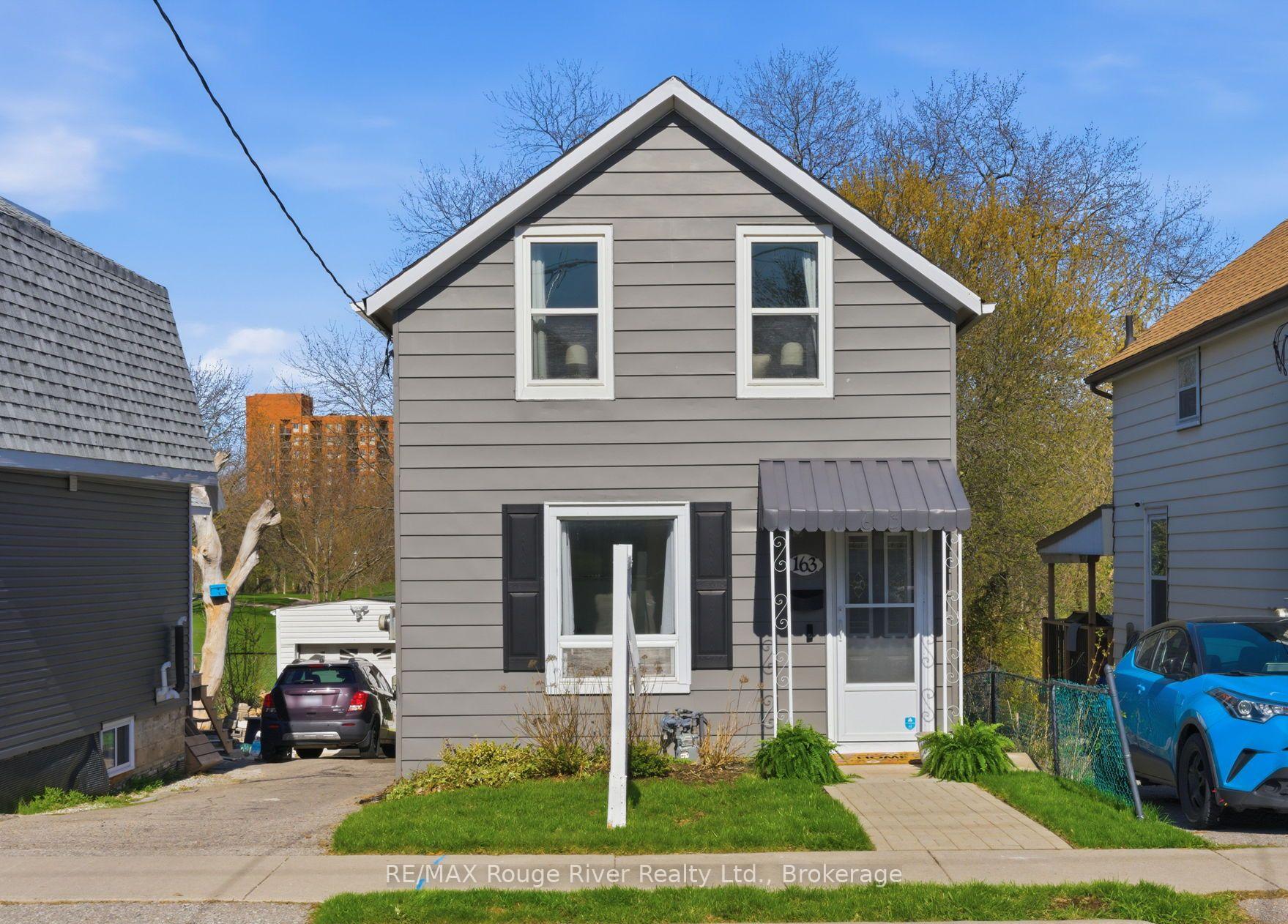 Front of 163 Nassau Street