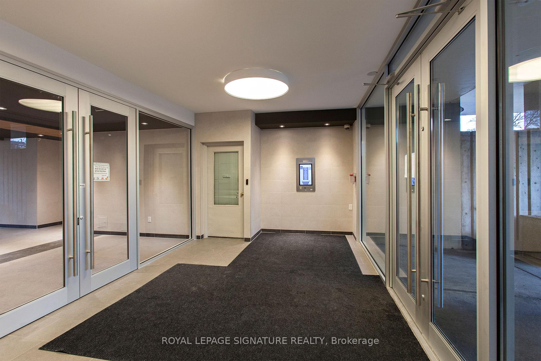 Photo 10 of Unit 815, 666 Spadina Avenue, Toronto, University — HOMEH