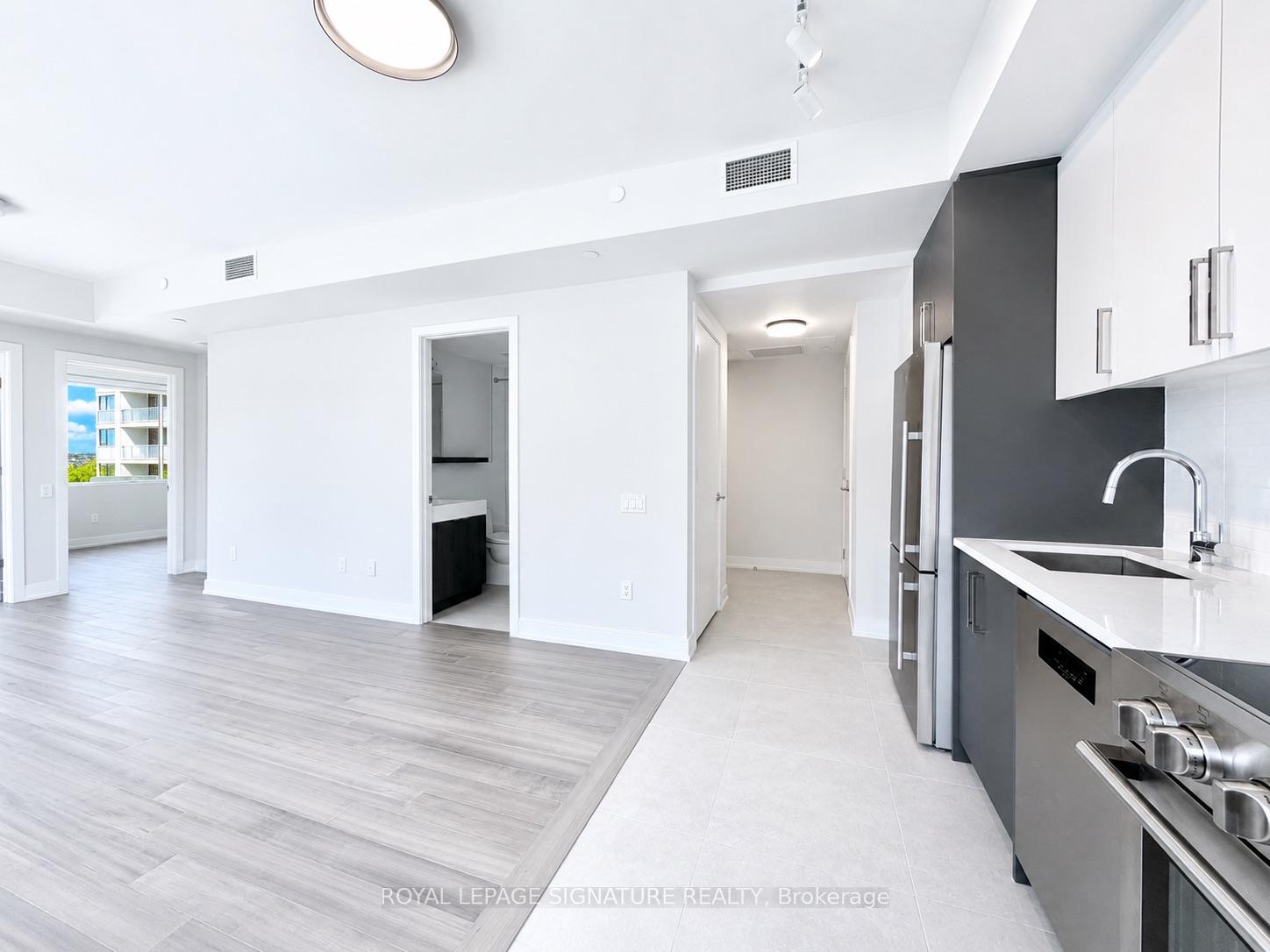 Photo 6 of Unit 204, 664 Spadina Avenue, Toronto, University — HOMEH