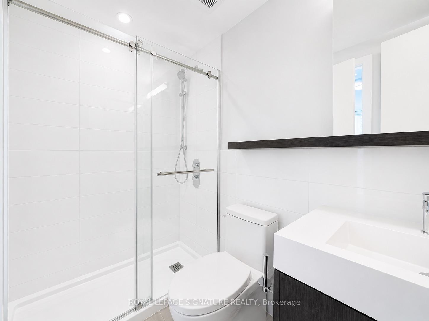 Photo 9 of Unit 204, 664 Spadina Avenue, Toronto, University — HOMEH