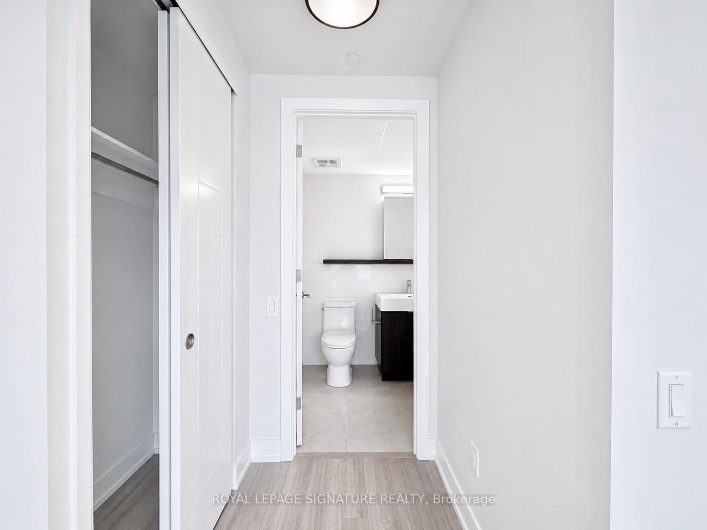 Photo 10 of Unit 204, 664 Spadina Avenue, Toronto, University — HOMEH