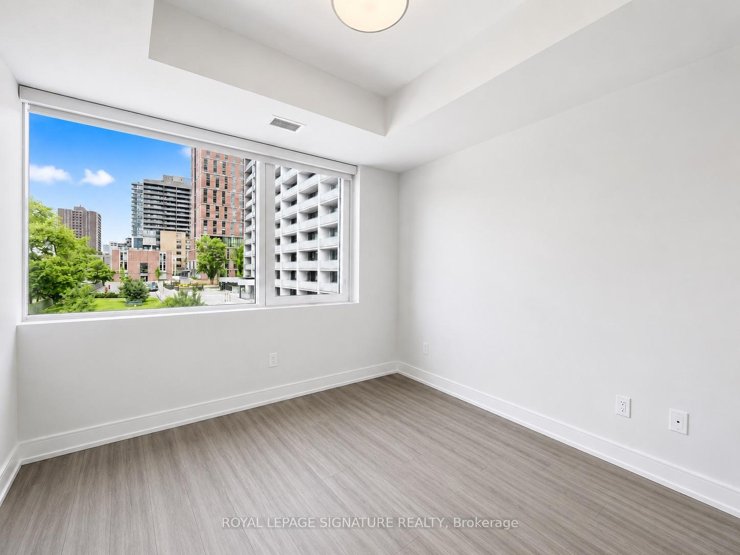Photo 15 of Unit 204, 664 Spadina Avenue, Toronto, University — HOMEH