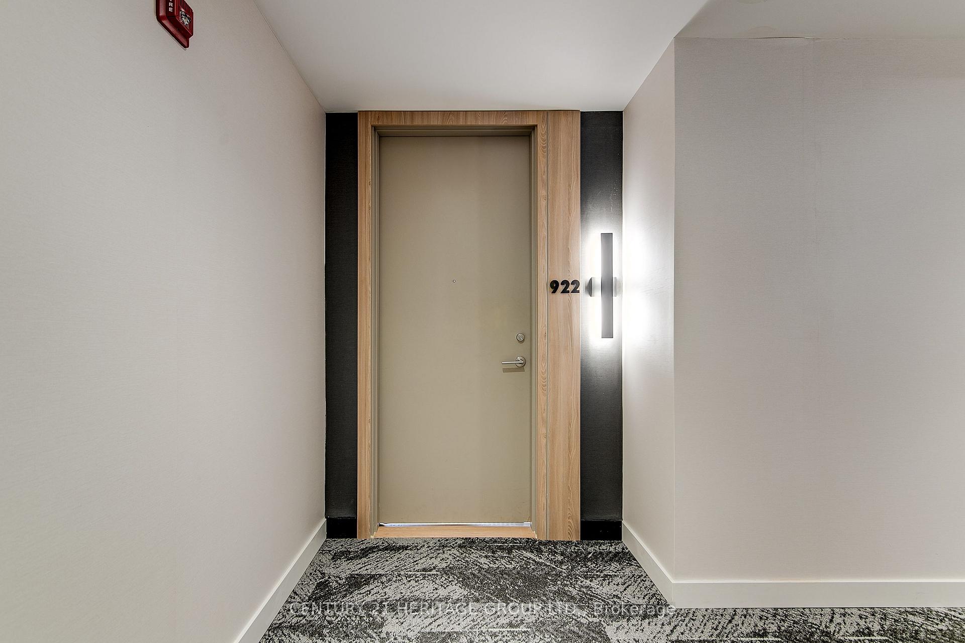 Photo 7 of Unit 922, 185 Dunlop Street E, Barrie, North Shore — HOMEH