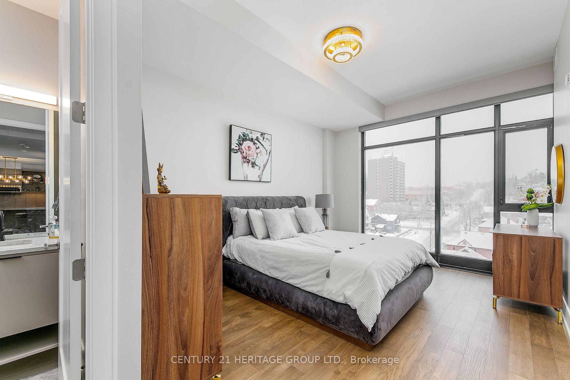 Photo 17 of Unit 922, 185 Dunlop Street E, Barrie, North Shore — HOMEH
