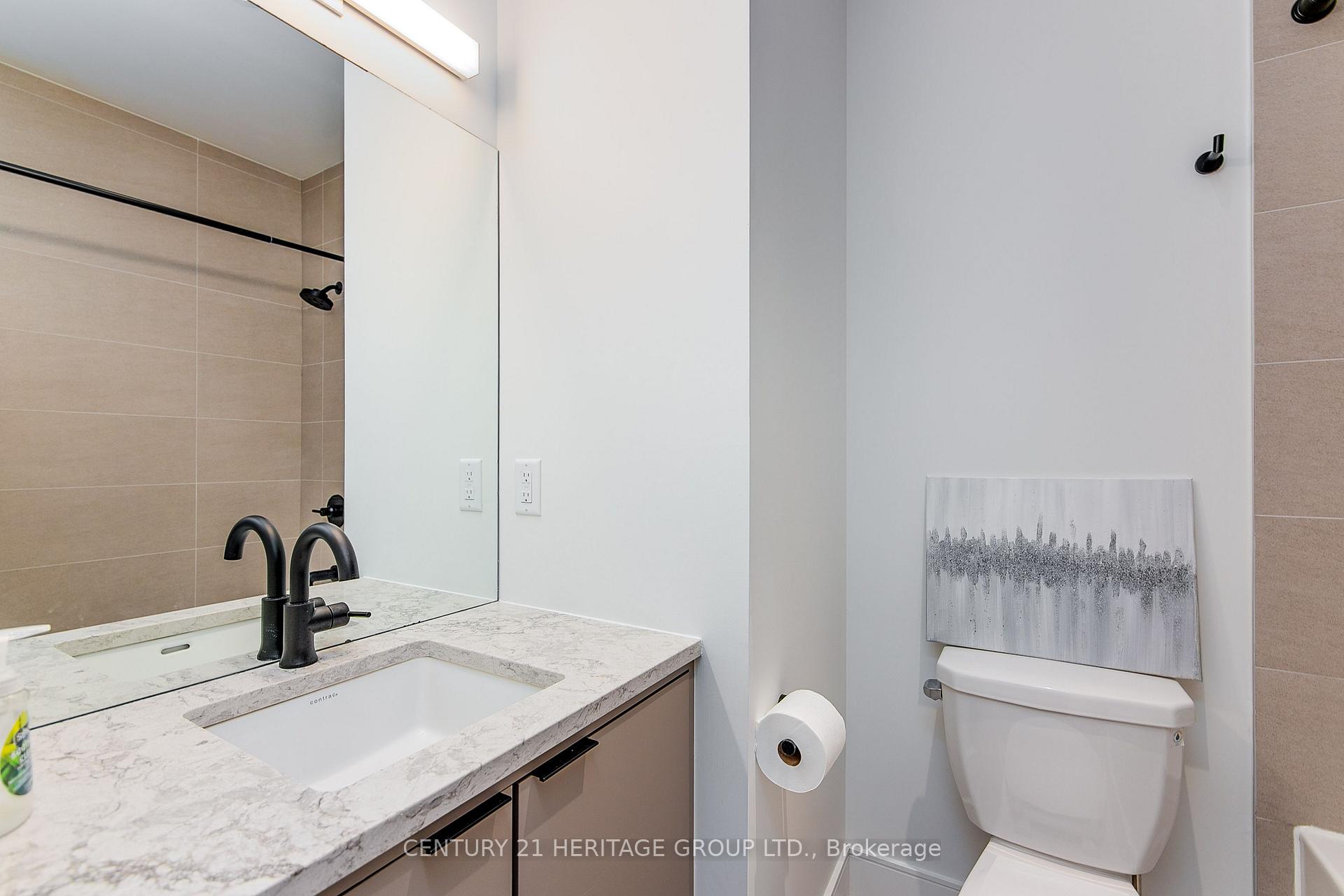 Photo 21 of Unit 922, 185 Dunlop Street E, Barrie, North Shore — HOMEH