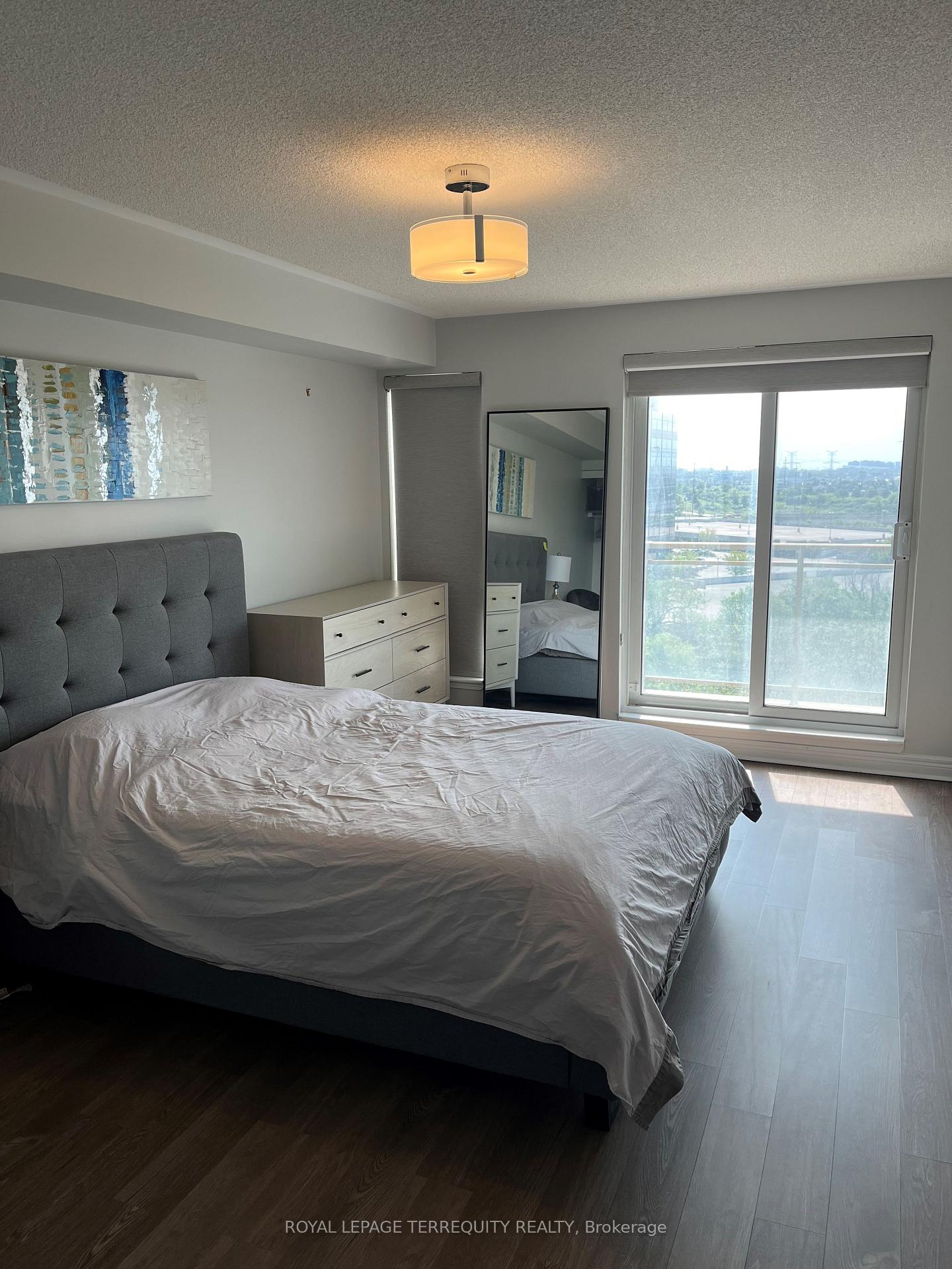 Photo 6 of Unit 901, 399 South Park Road, Markham, Commerce Valley — HOMEH