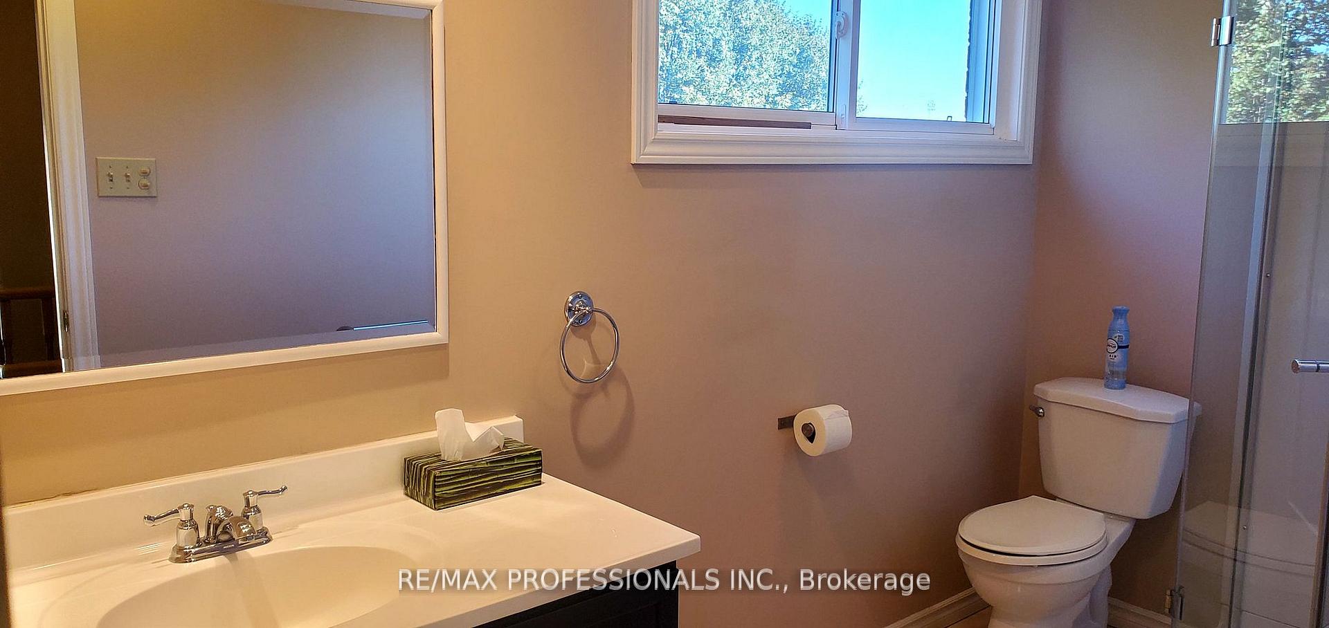 Photo 22 of 2545 Addingham Crescent, Oakville, Clearview — HOMEH