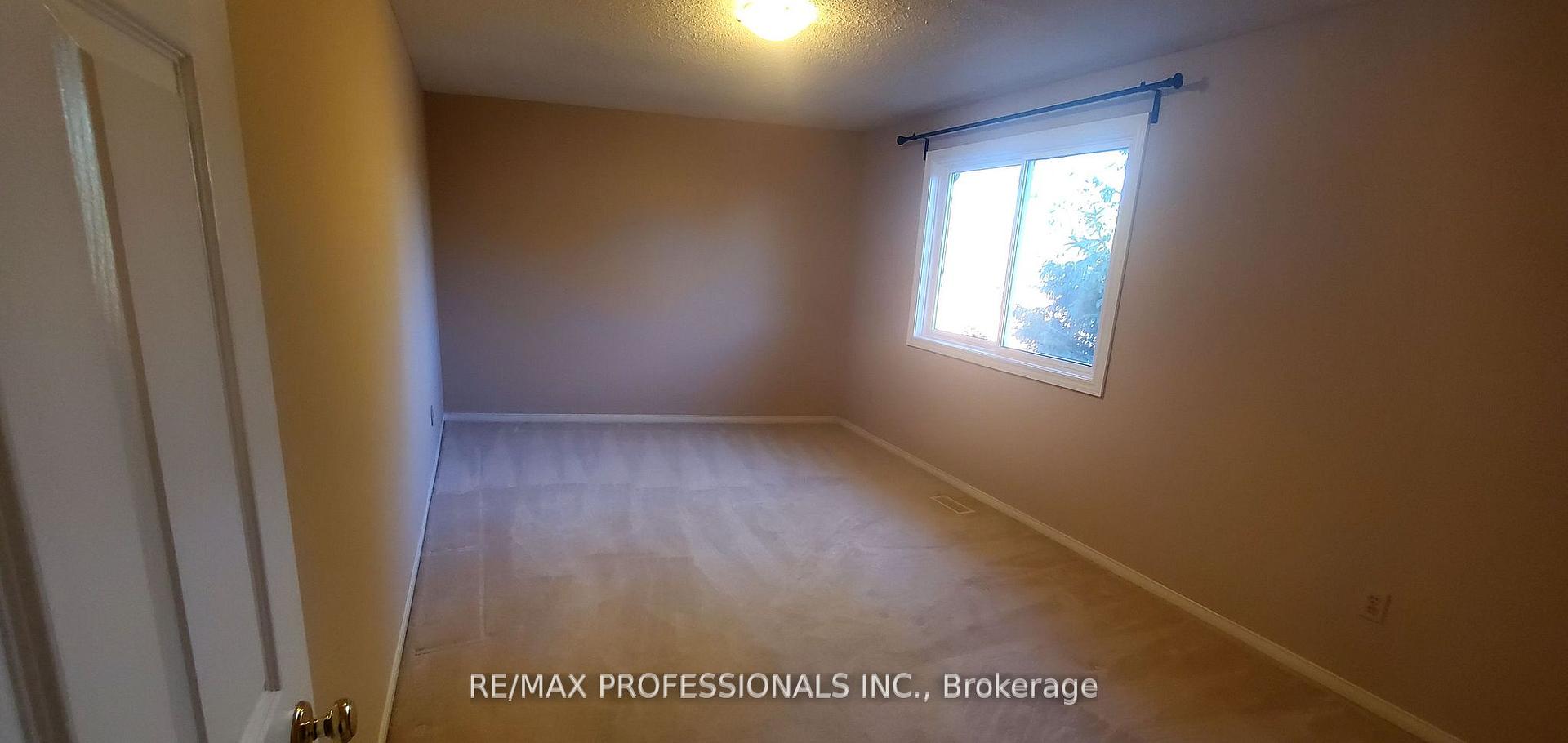 Photo 26 of 2545 Addingham Crescent, Oakville, Clearview — HOMEH