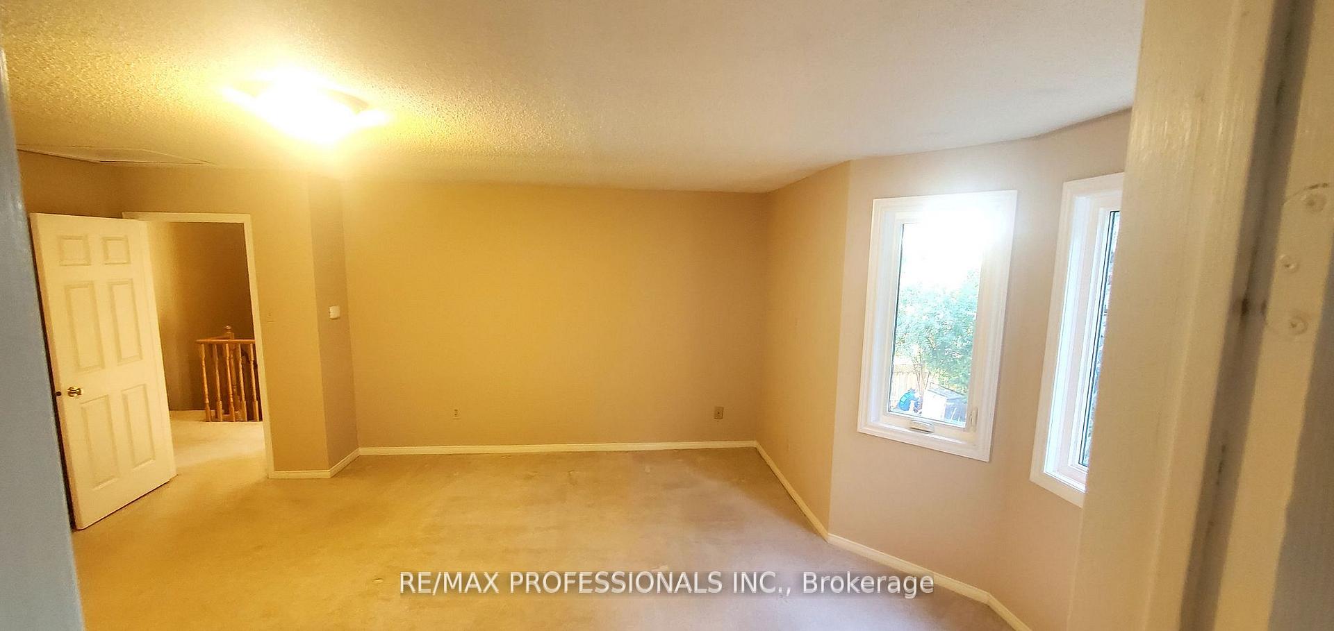 Photo 32 of 2545 Addingham Crescent, Oakville, Clearview — HOMEH