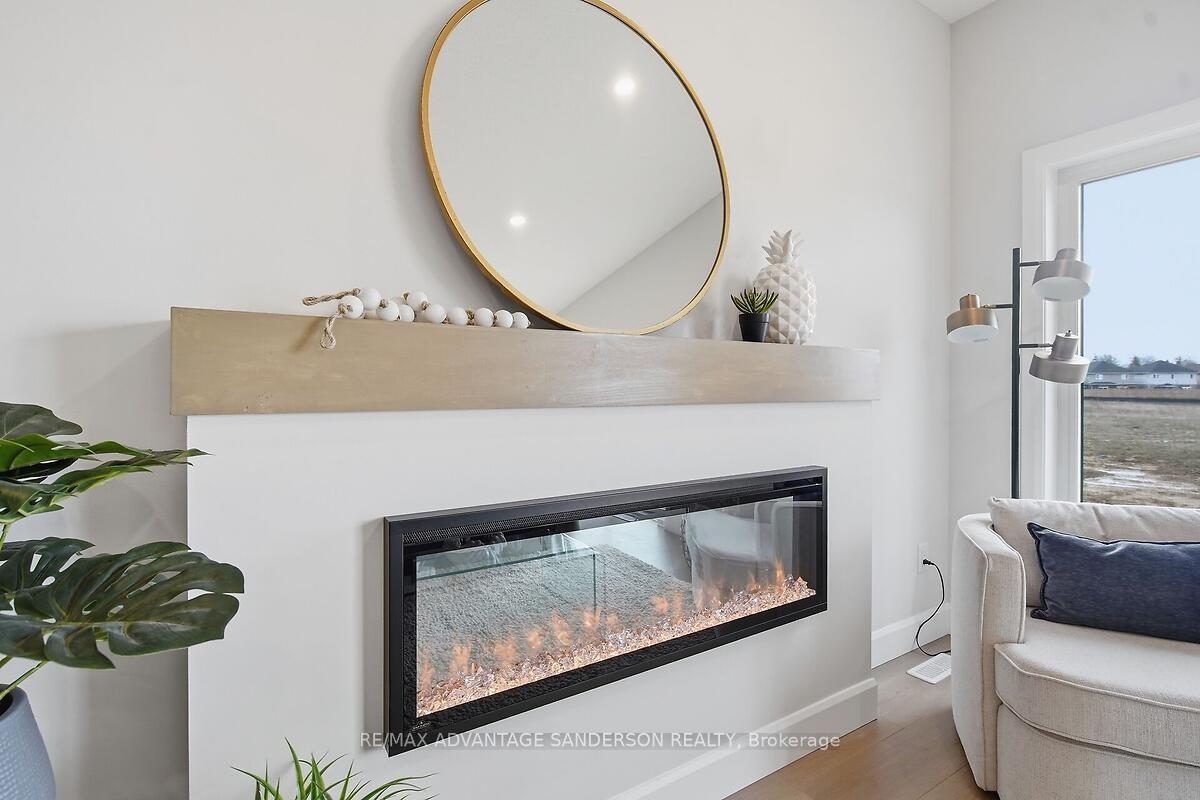 Photo 16 of 169 Bowman Drive, Middlesex Centre, Ilderton — HOMEH