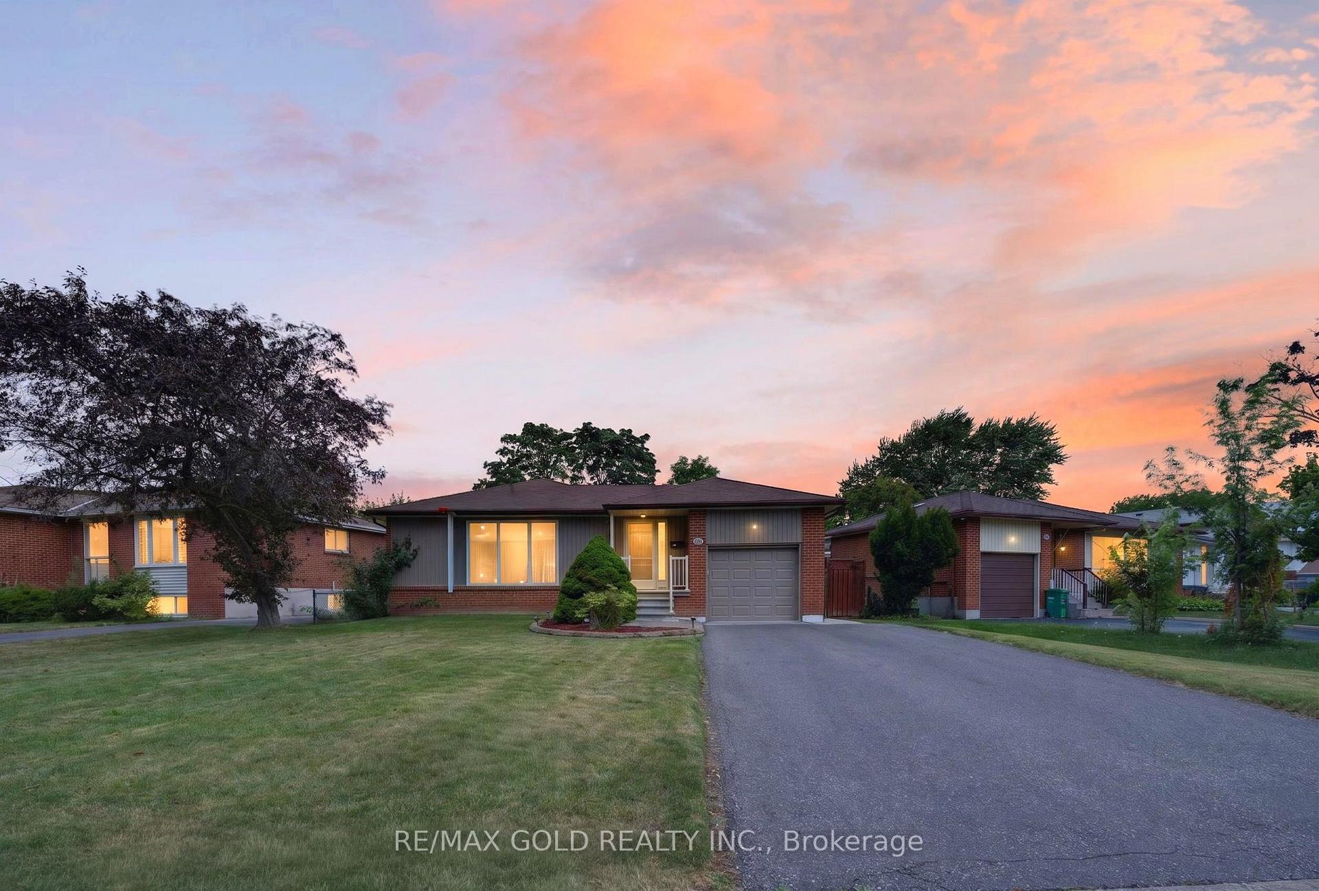 Photo 1 of 26 Deerfield Crescent, Brampton, Southgate — HOMEH
