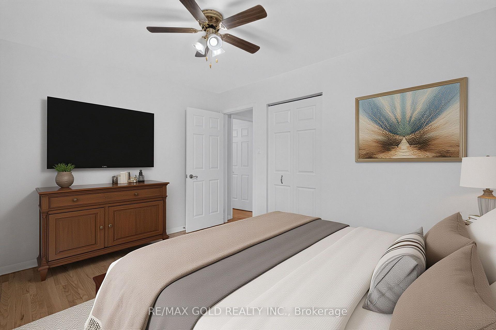 Photo 22 of 26 Deerfield Crescent, Brampton, Southgate — HOMEH