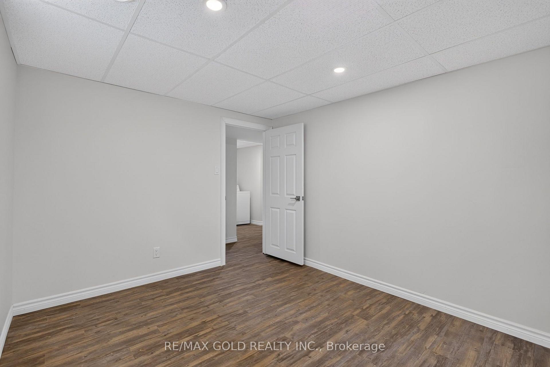 Photo 37 of 26 Deerfield Crescent, Brampton, Southgate — HOMEH