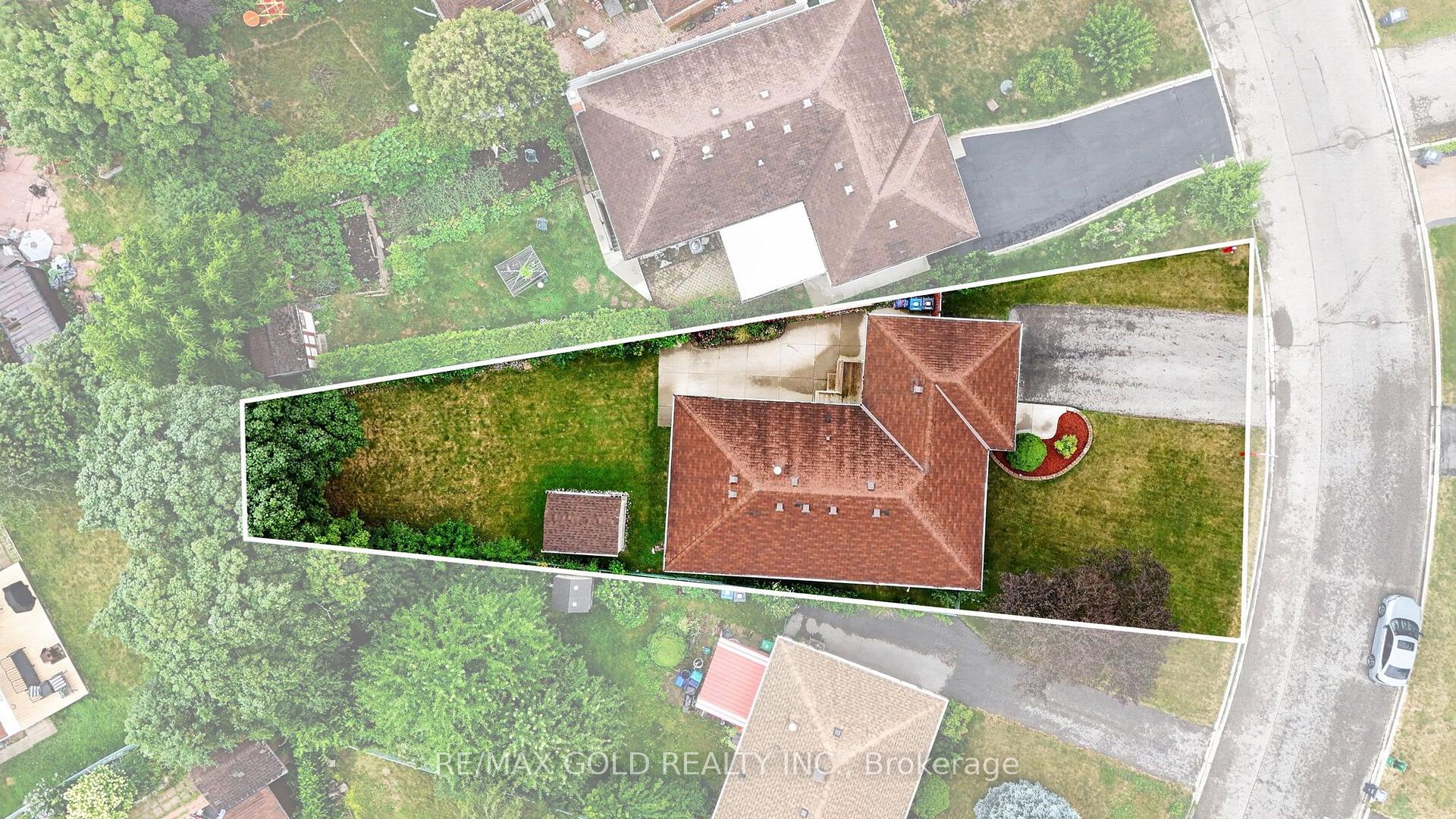 Photo 46 of 26 Deerfield Crescent, Brampton, Southgate — HOMEH