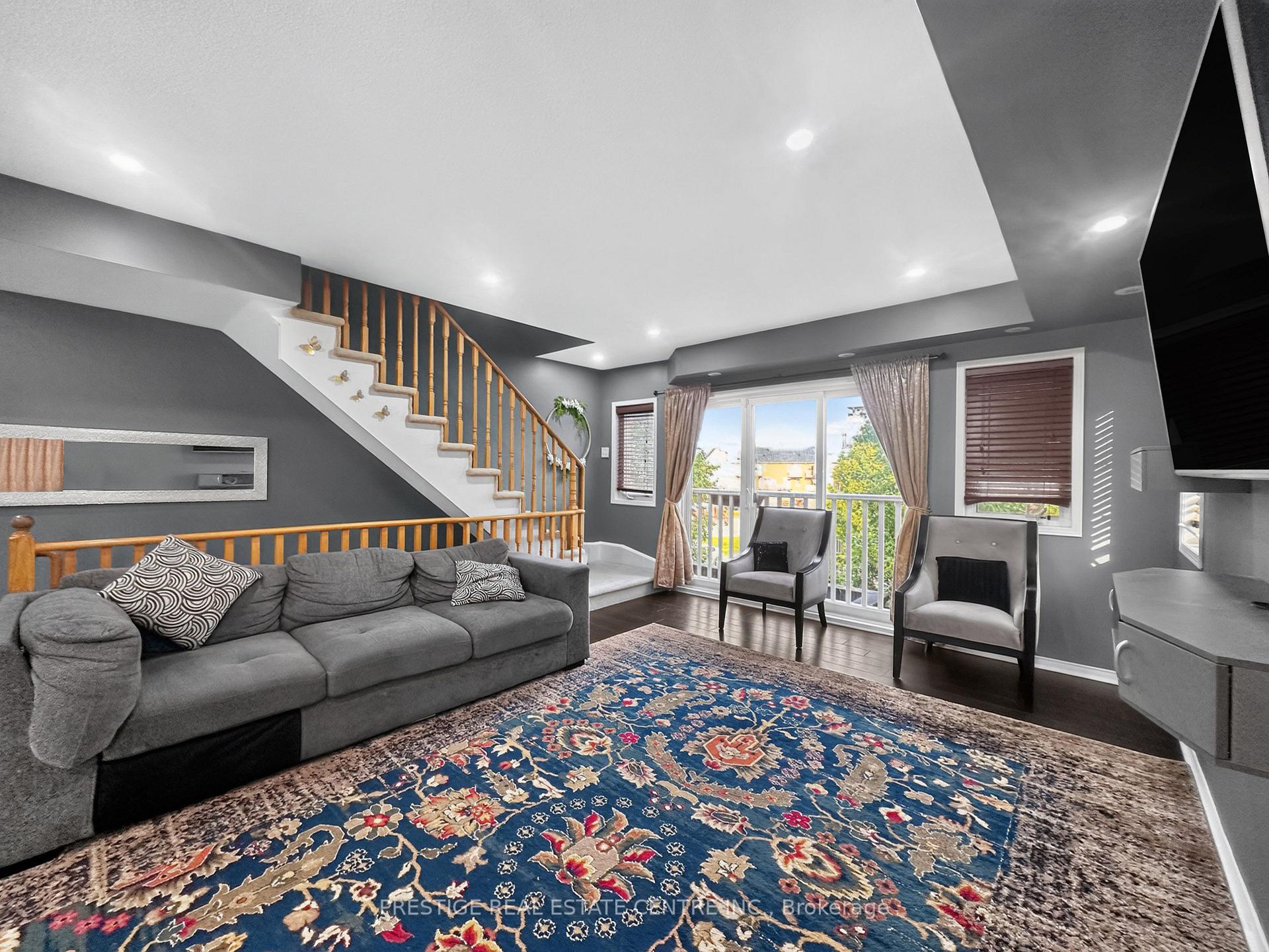 Photo 6 of 5050 Intrepid Drive, Mississauga, Churchill Meadows — HOMEH